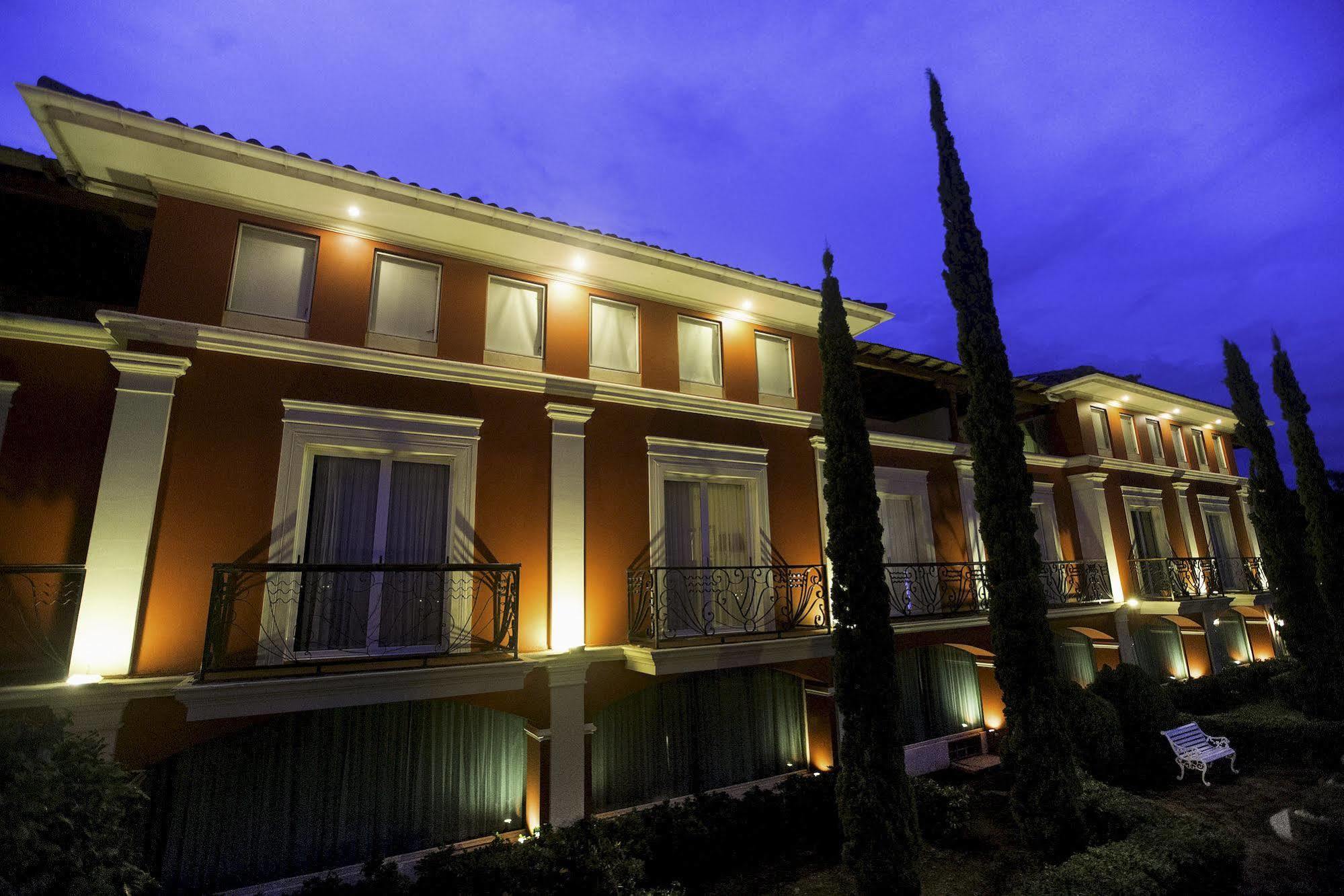 Altos De Fontana Hotel Managua Exterior foto